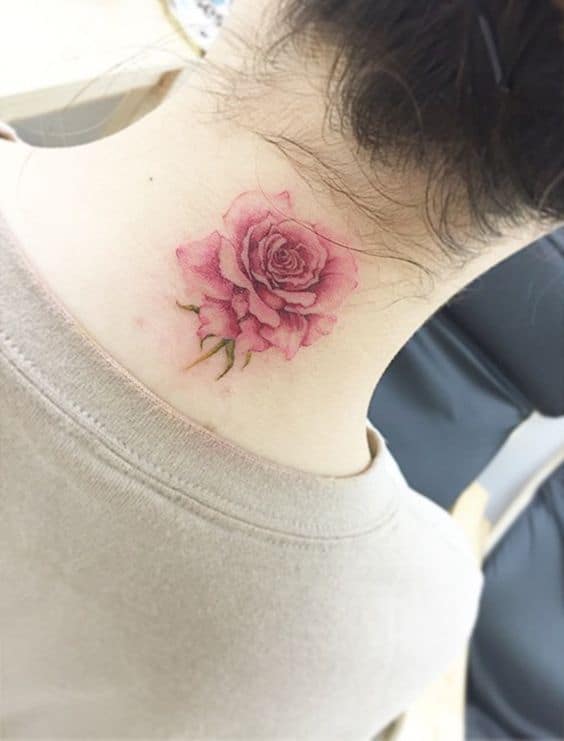 tatuajes pequeños para mujeres