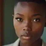 Atrevidos rapado cortes de pelo corto mujer: el estilo que empodera
